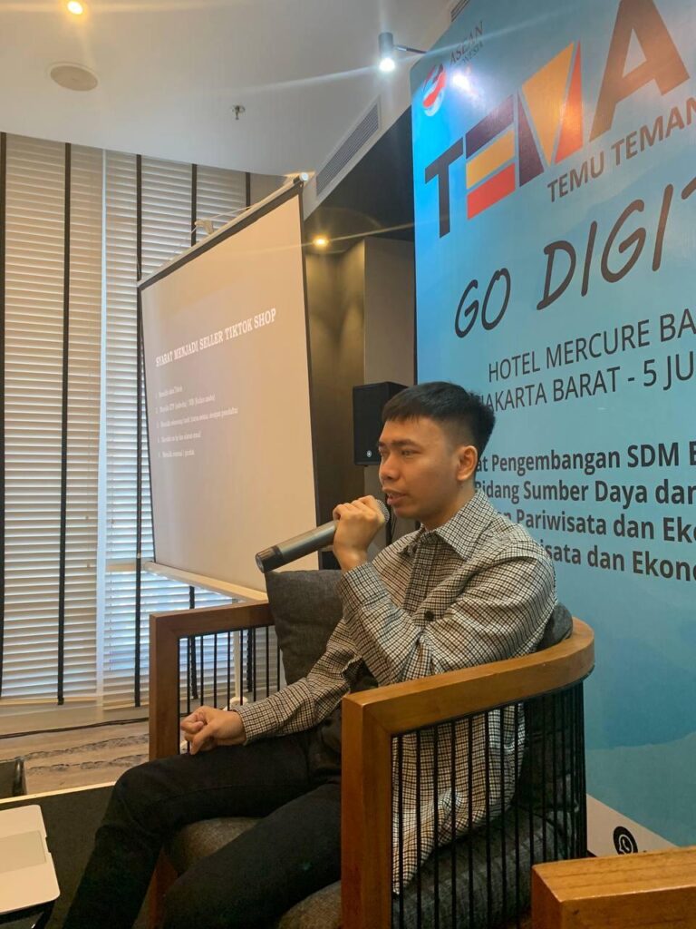 Muhammad Tariqo di Pelatihan Go Digital Kemenparekraf